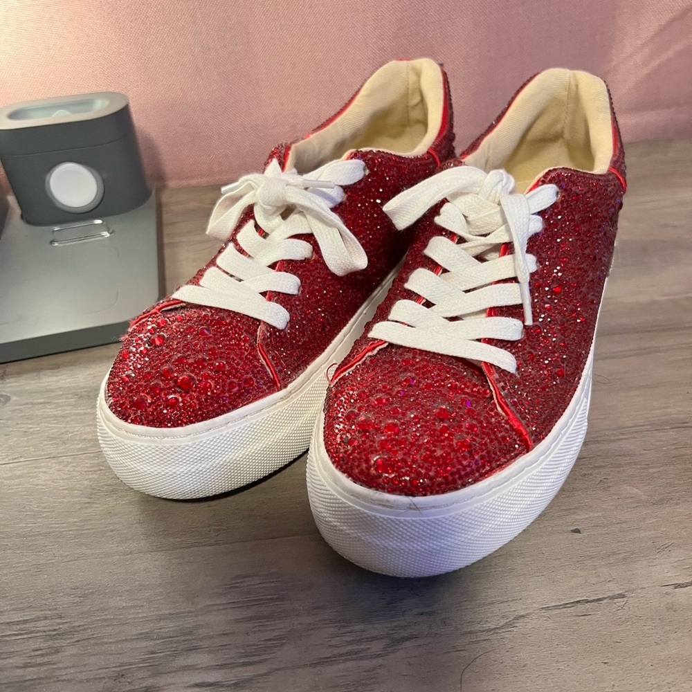 Betsy Johnson Sidney Sneakers - Red Glitter Sparkly ❤️